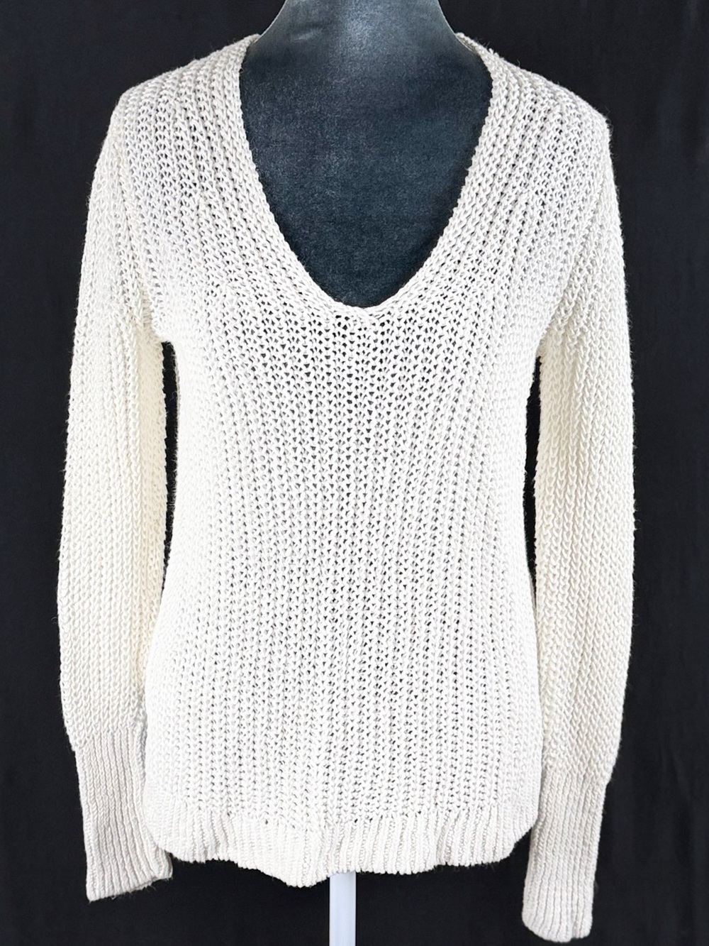 Banana Republic Sweater Women’s Italian Linen Cream V-Neck Open Knit Coastal